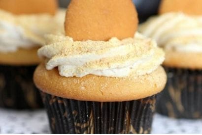 Thumbnail for How To Make Banana Cream Pie Cupcakes