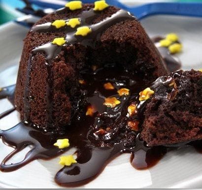 Wow ! Look At These Molten Brownie Cupcakes