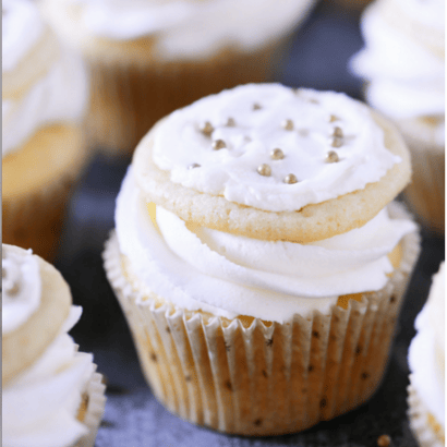 Love These Frosted Sugar Cookie Cupcakes