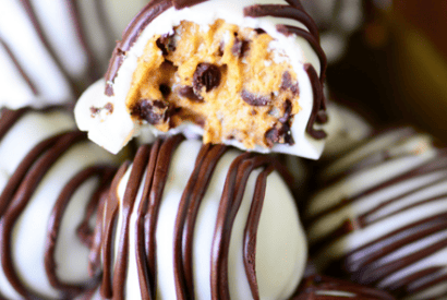 Thumbnail for How To Make These Pumpkin Chocolate Chip Cheesecake Bites