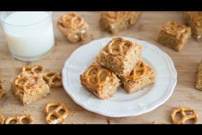 Thumbnail for How To Make These Brown Butter Pretzel Crunch Blondies