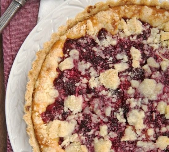 Easy To Make Cranberry Cheesecake Pie