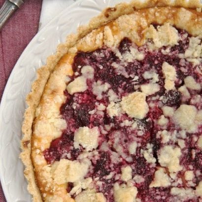 Easy To Make Cranberry Cheesecake Pie