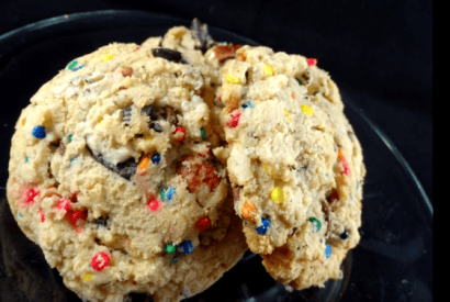 Thumbnail for How To Make These Cake Batter Oreo Sprinkle Cookies
