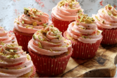 Thumbnail for How To Make These Berry And Pistachio Cupcakes