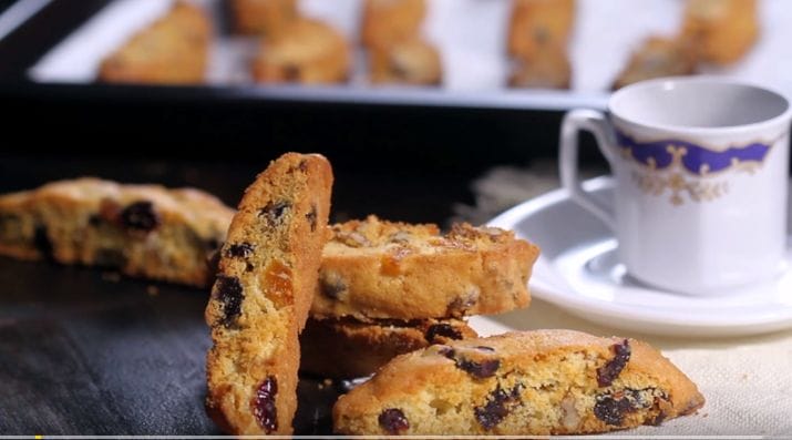 Delicious Dried Fruit Biscotti