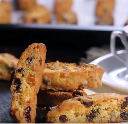 Delicious Dried Fruit Biscotti