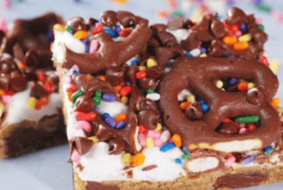 Thumbnail for Fun And Yummy Confetti Bars To Make