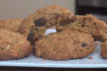 Thumbnail for How To Make These Amazing Carrot Cake Cookies