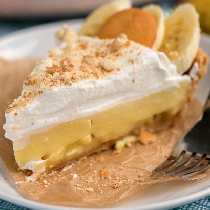 A Very Easy Banana Pudding Pie That You Make From Scratch