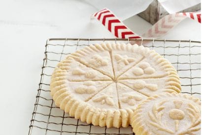 Thumbnail for 3-ingredient Scottish Shortbread Cookies/Biscuits