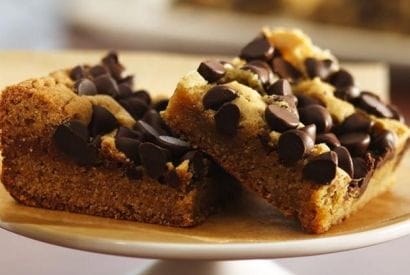 Thumbnail for How To Make These Amazing Chocolate Chip Blonde Brownies