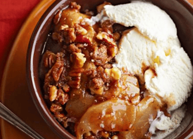 Thumbnail for A Delightful Ginger-Cinnamon Apple Crisp Recipe