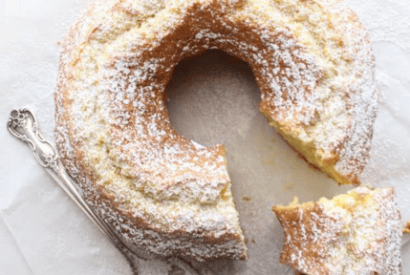 Thumbnail for How To Make This Italian Fresh Cream Lemon Cake