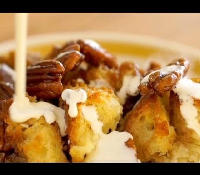 How To Make This Delicious Pecan Pie Bread Pudding