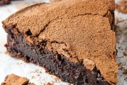 Thumbnail for How To Make This Flourless Chocolate Fudge Cake