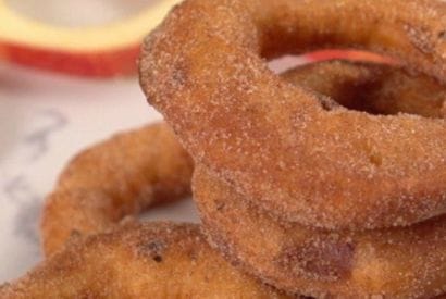 Thumbnail for Delicious Apple Cinnamon Rings.. They are So Easy To Make