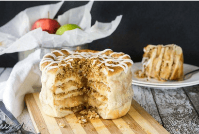 Thumbnail for Delicious Apple Pie Pizza Cake