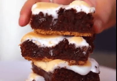 Thumbnail for How To Make These Yummy S’mores Brownies