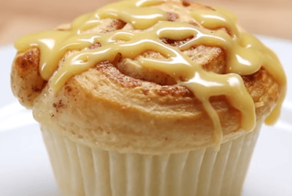 Thumbnail for Love These Cinnamon Roll Cupcakes