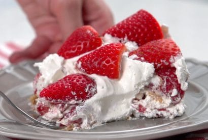 Thumbnail for Delicious Strawberry Icebox Cake To Make