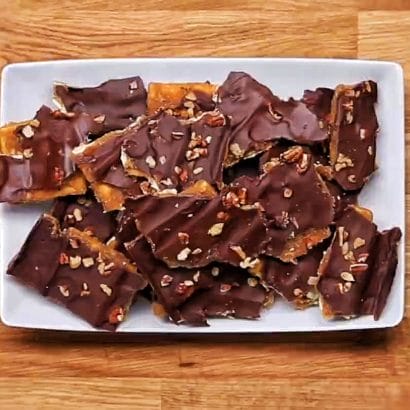 Delicious Cracker Candy