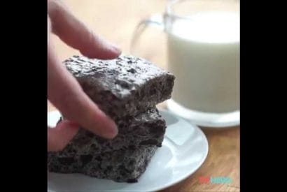 Thumbnail for How To Make These No-Bake Cookies & Cream Bars