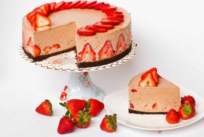 Thumbnail for How To Make A Strawberry Nutella Cheesecake