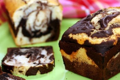 Thumbnail for Chocolate-Vanilla Marble Cakes