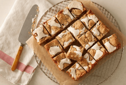 Thumbnail for Love These Salted Peanut Marshmallow Bars