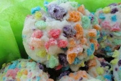Thumbnail for Love These Froot Loop Cookies