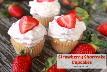 Thumbnail for Lovely Strawberry Shortcake Cupcakes