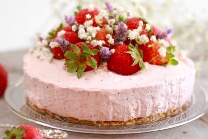 Thumbnail for Love This No-Bake Strawberry Cheesecake For The Summer