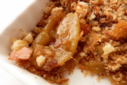 Thumbnail for How To Make A Delicious Apple Betty