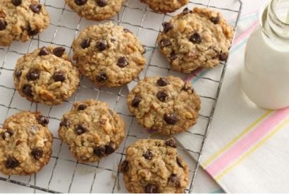 Thumbnail for How To Make These Oatmeal-Chocolate Chip Cookies