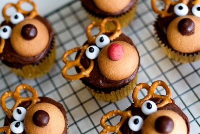 Thumbnail for Fun Reindeer Cupcakes To Make With Children