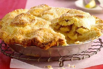 Thumbnail for How To Make This Rosemary Apple Pie