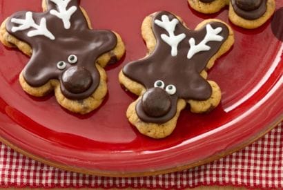 Thumbnail for Love These Chocolate Chip Reindeer Cookies
