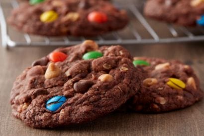 Thumbnail for How To Make These Brownie Monster Cookies