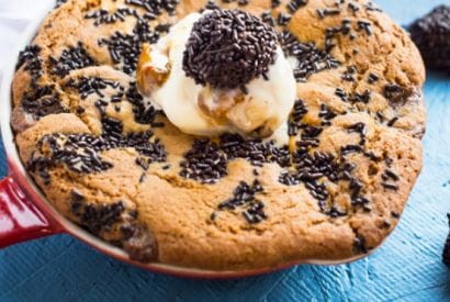 Thumbnail for A Delicious Brigadeiro Skillet Cookie