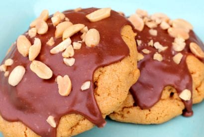 Thumbnail for Wonderful Cocoa-Hazelnut Stuffed Cookies