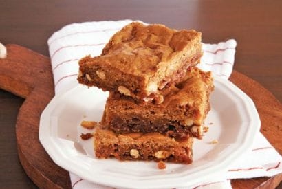 Thumbnail for How To Make These Peanut Brittle Blondies