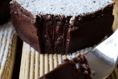 Thumbnail for How To Make This Delicious Chocolate Magic Custard Cake