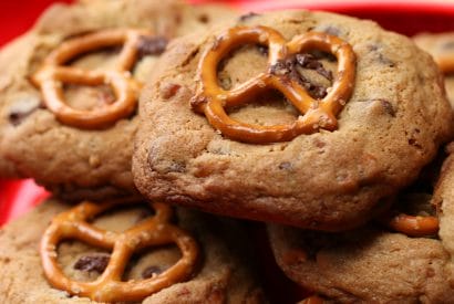 Thumbnail for Yummy Caramel Pretzel Chocolate Chip Cookies