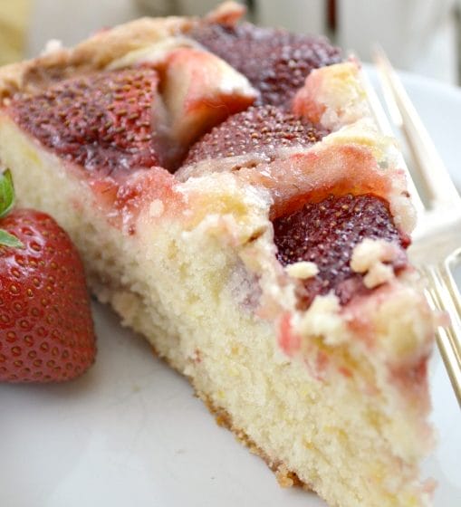 Strawberry Summer Cake