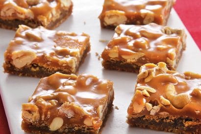 Thumbnail for How To Make These Caramel Cashew Blondies