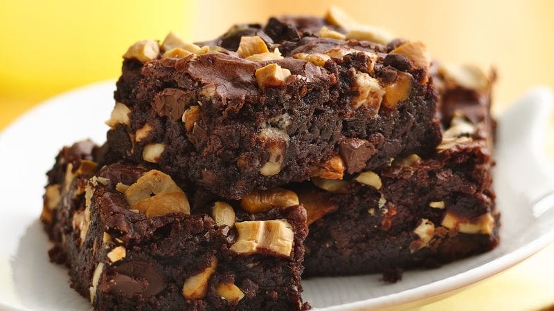 Cashew-Caramel Brownies