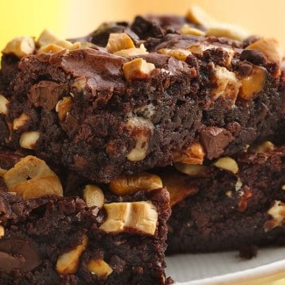 Cashew-Caramel Brownies