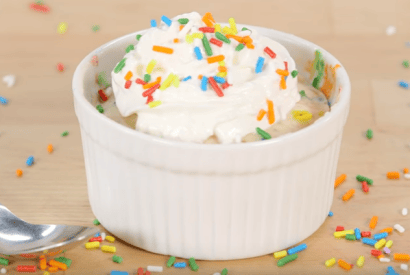 Thumbnail for A Wonderful Funfetti Cake In 5 Minutes Flat