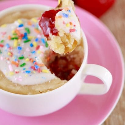 Strawberry Pop Tart Mug Cake